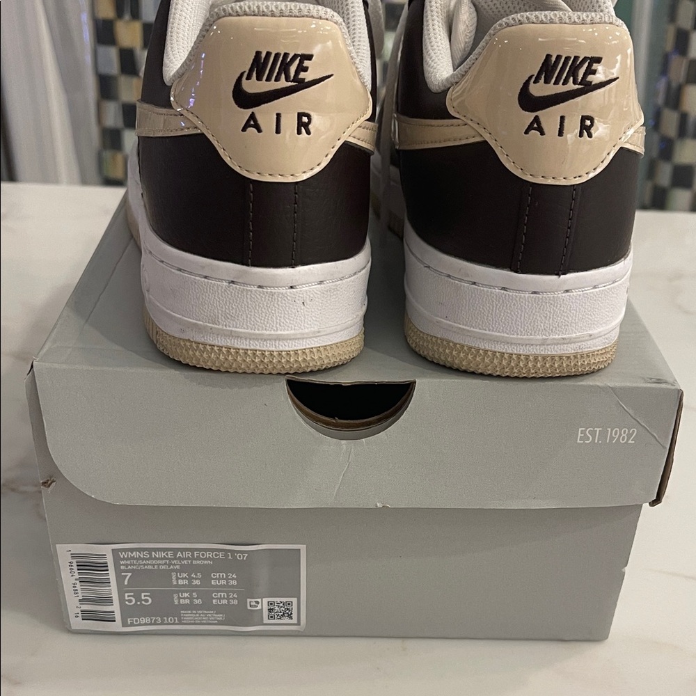 Nike Air Force 1 in Black and Cream